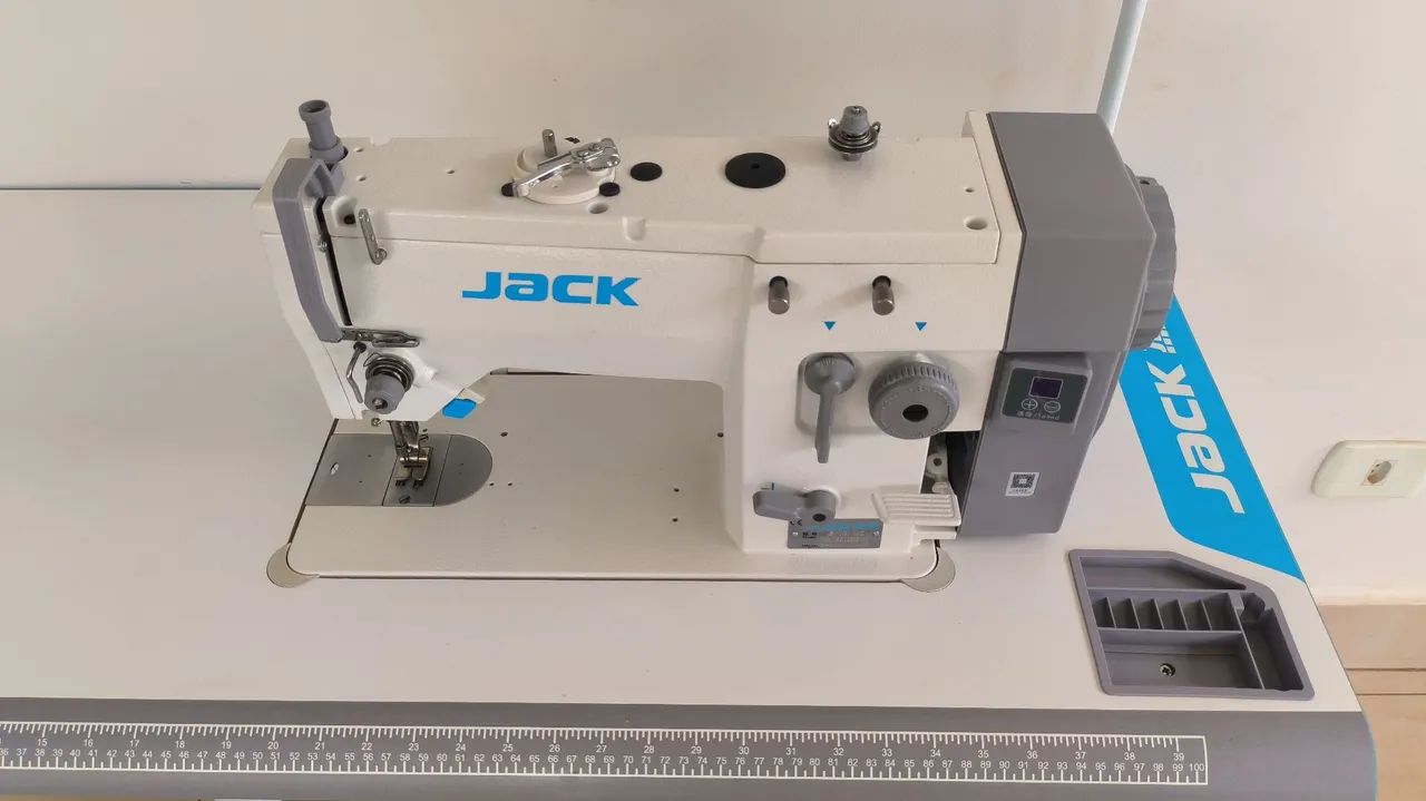 Máquina de costura Jack reta e zigzag industrial  - Foto 2
