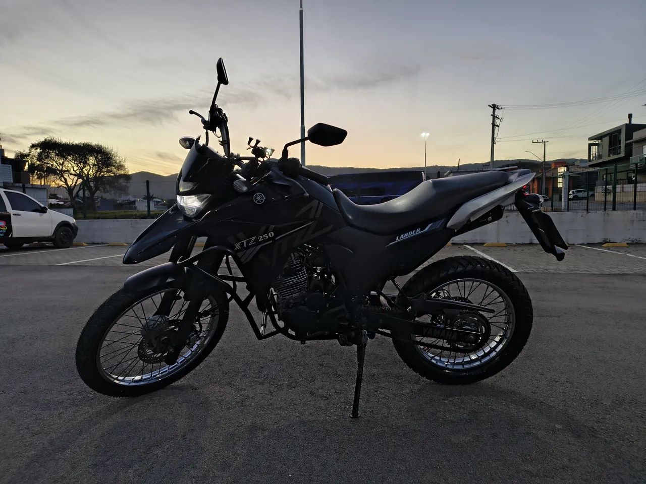 Lander XTZ 250 / 2022  - Foto 2