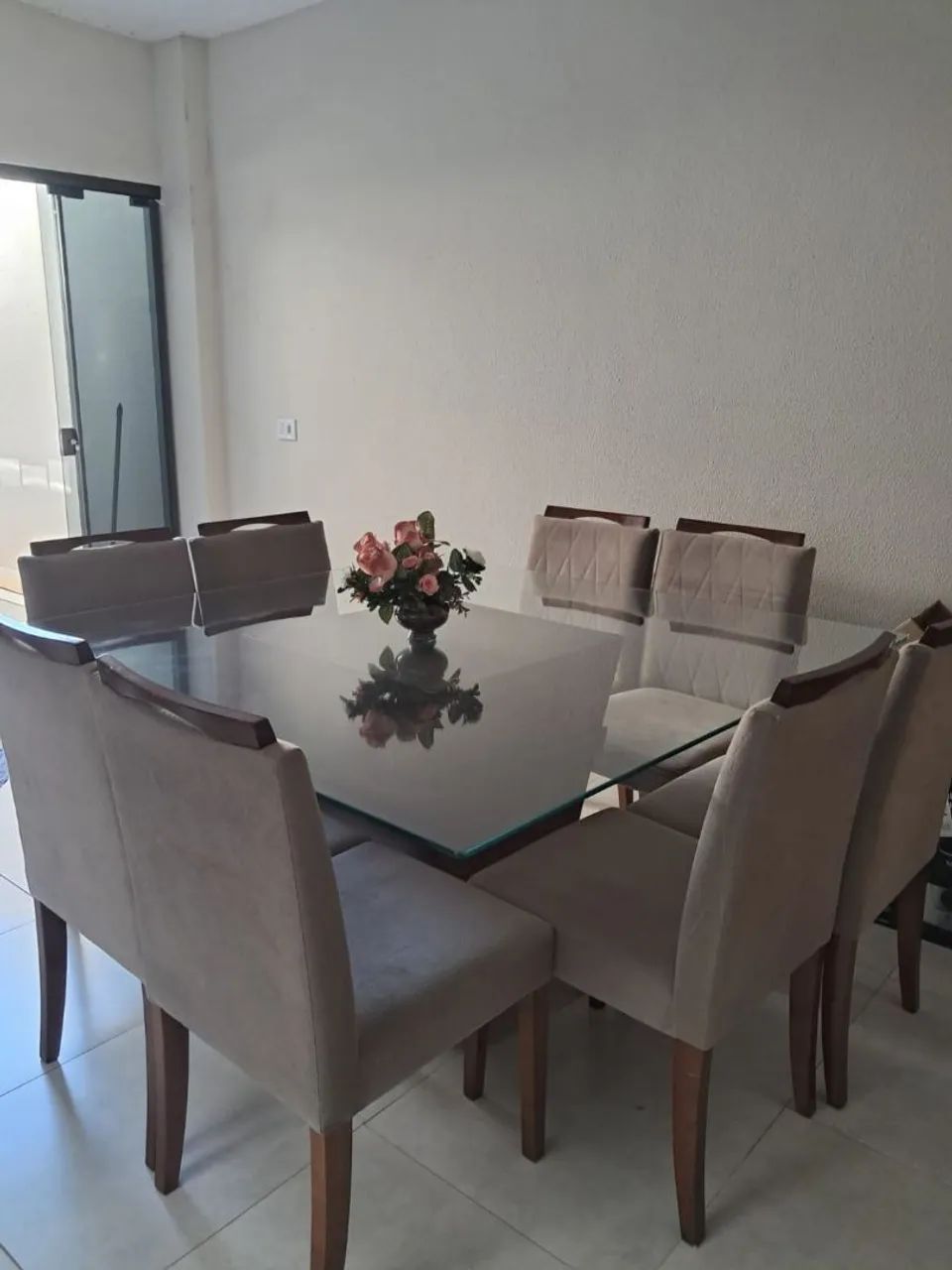 Mesa de jantar com 8 cadeiras  - Foto 2