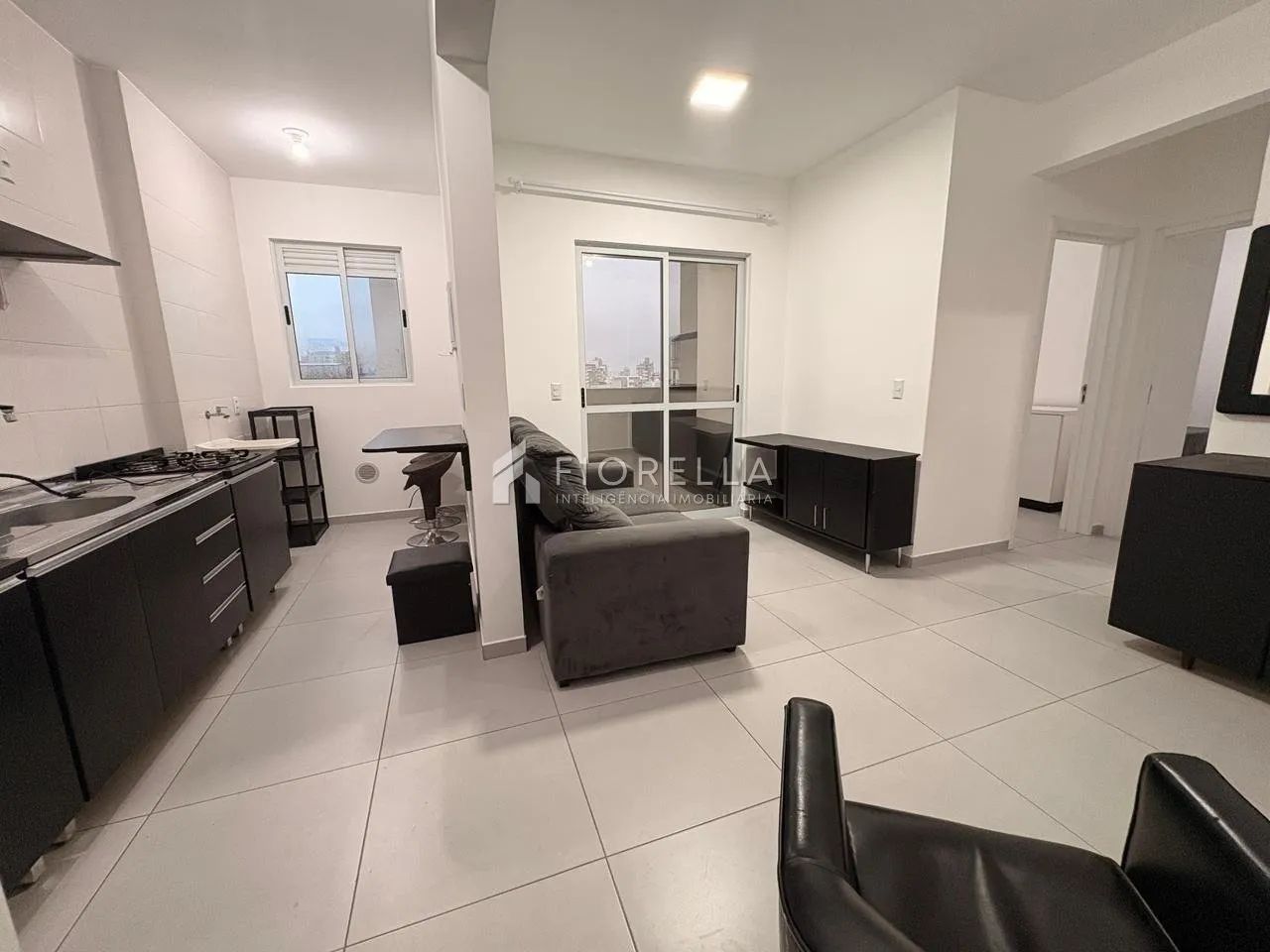 Apartamento com 02 dormitórios a 53m - Palhoça, Pedra Branca. - Foto 2