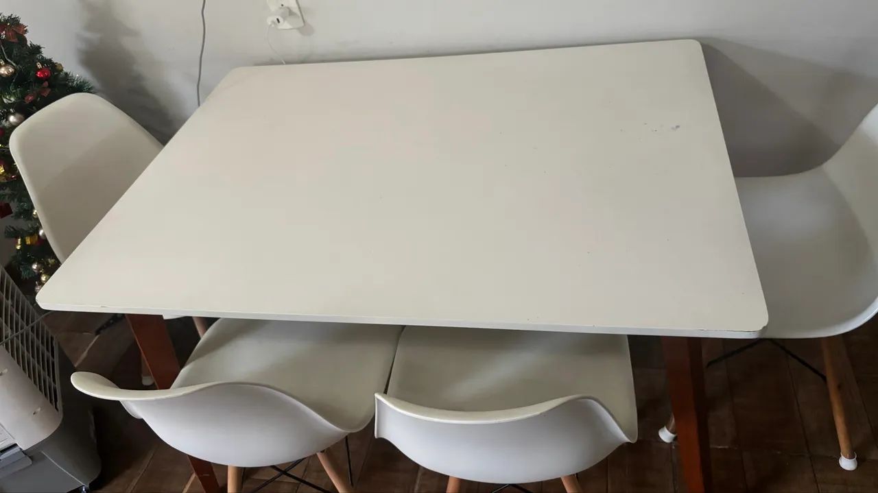 Mesa de jantar com 4 cadeiras  - Foto 3