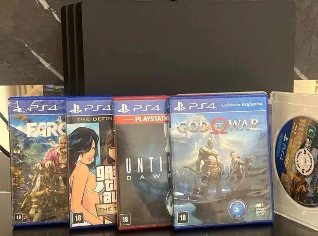 PlayStation 4 PRO + 4 jogos e 2 controle brinde