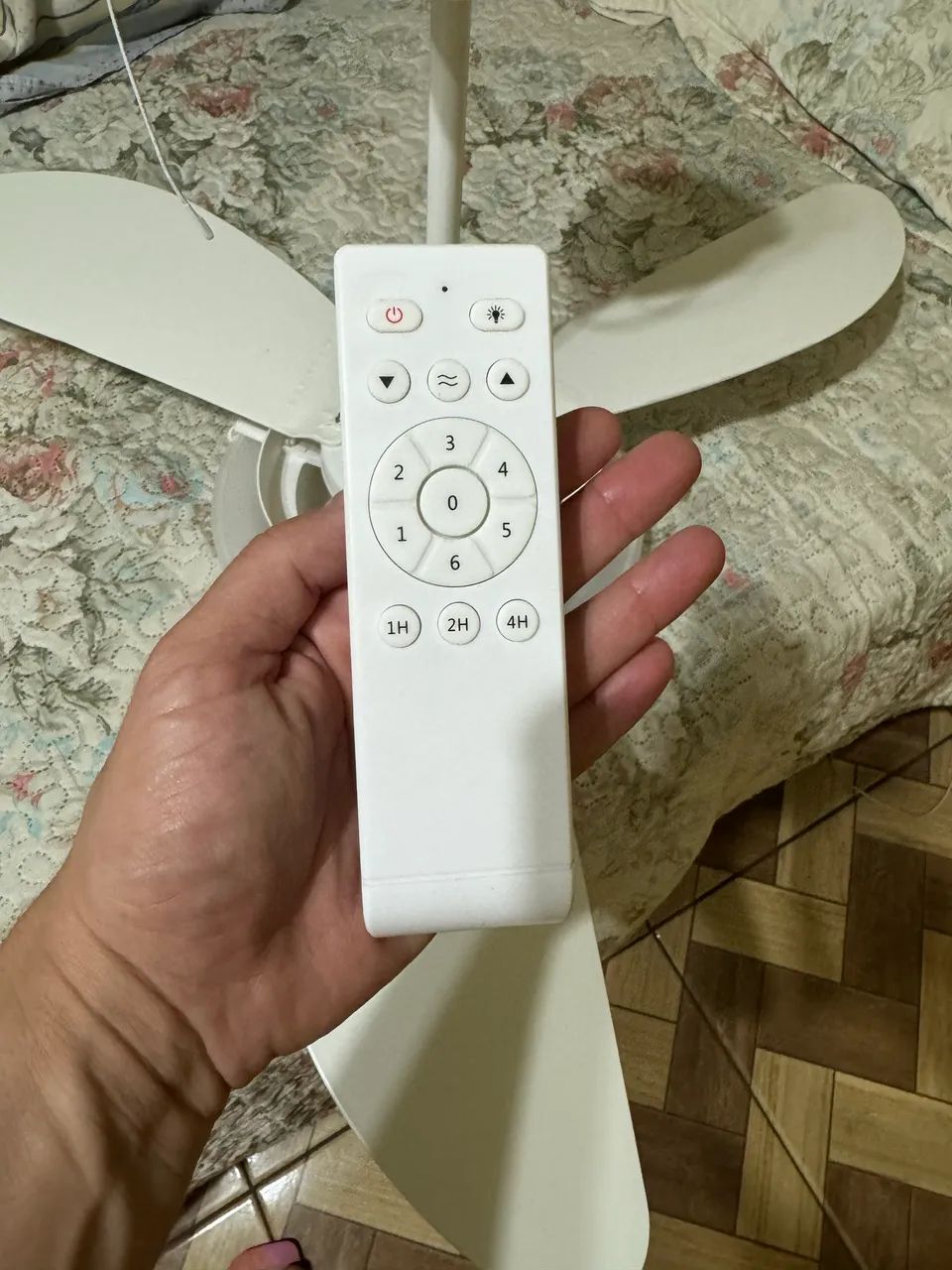 Ventilador de teto com controle  - Foto 4