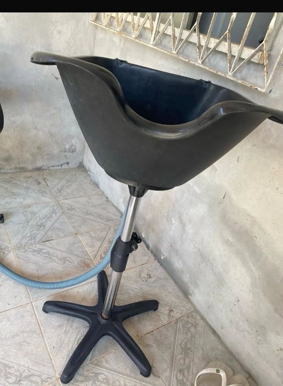 Vendo cadeira e lavatório salão .  - Foto 4