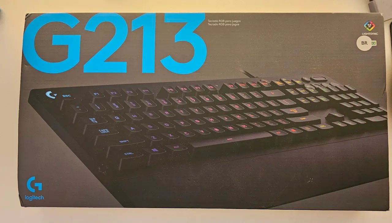 Logitech G213