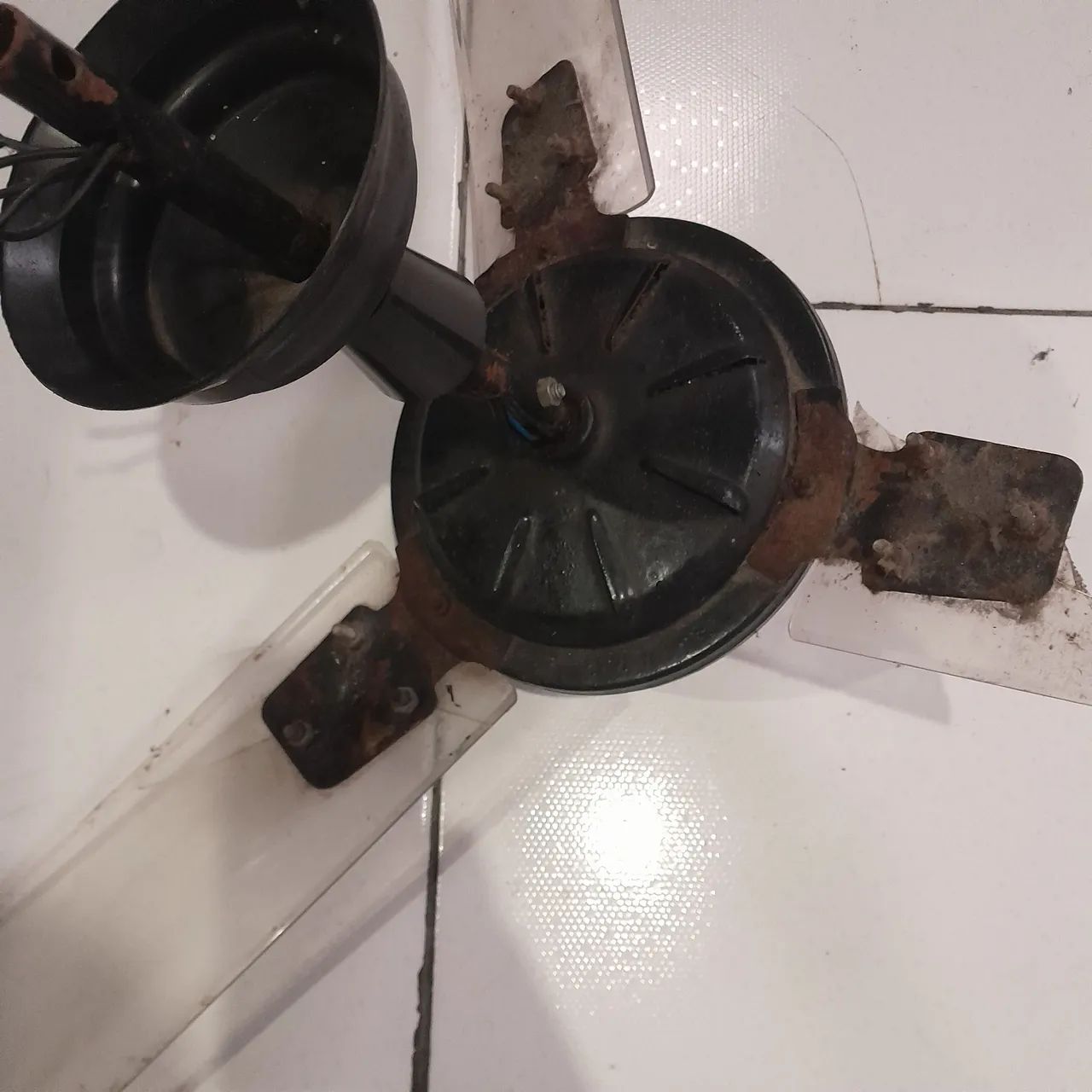 Ventilador de teto com detalhe - Foto 4