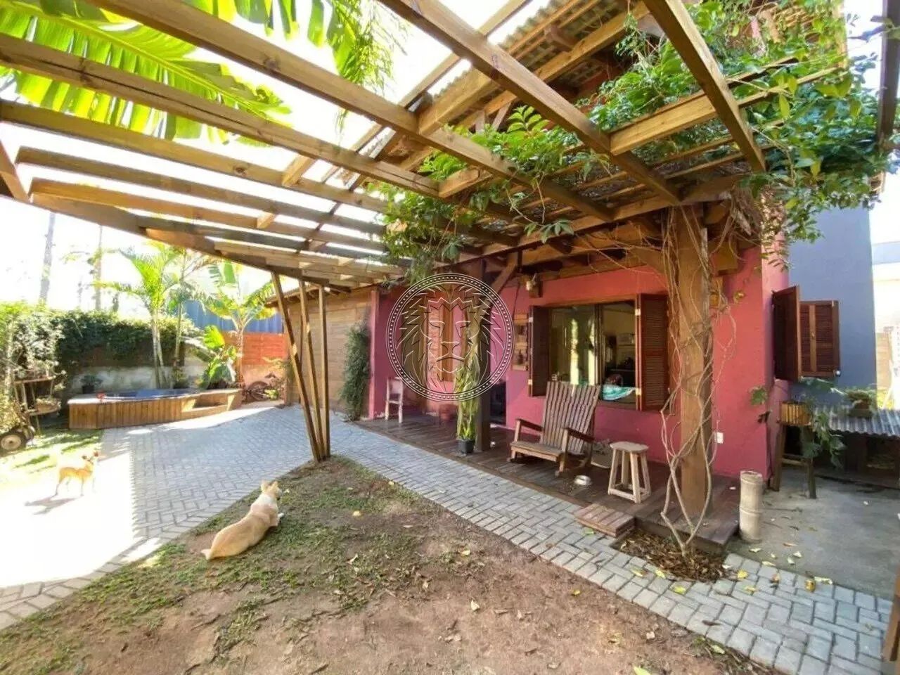 Casa 2 dormitórios no Campeche em Florianópolis - SC