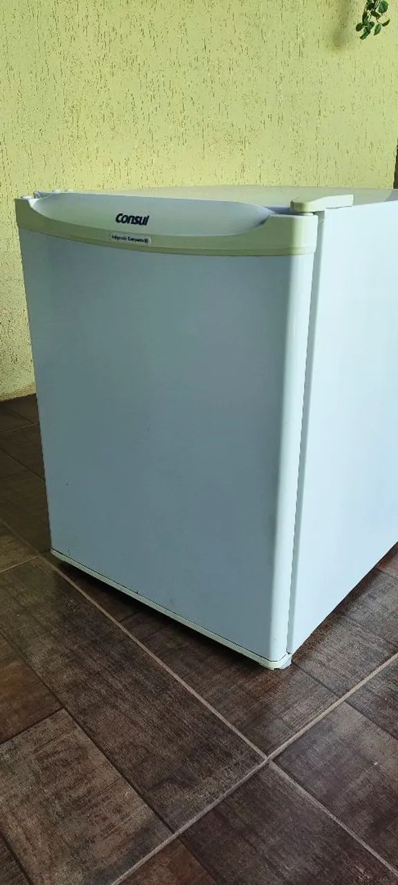 Frigobar Consul 80L 220v