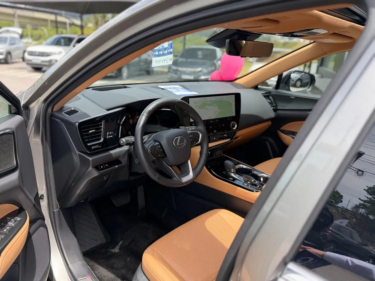 Lexus NX-450h+ AWD 2.5 16V Aut. (Híbrido), foto 8 de 8