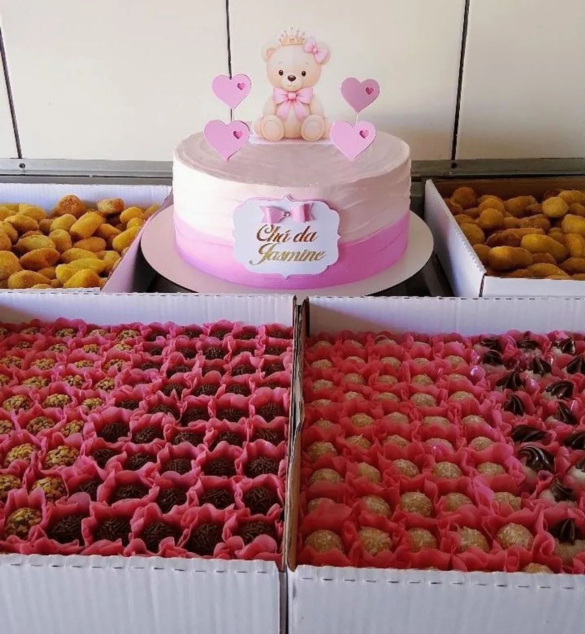 Kit festa - Bolo - Doces e Salgados - Serviços - Quississana, São José ...