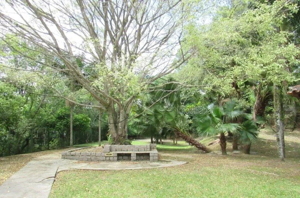 OXFORD - Apartamento com 3 dormitórios Carvoeira - Foto 3