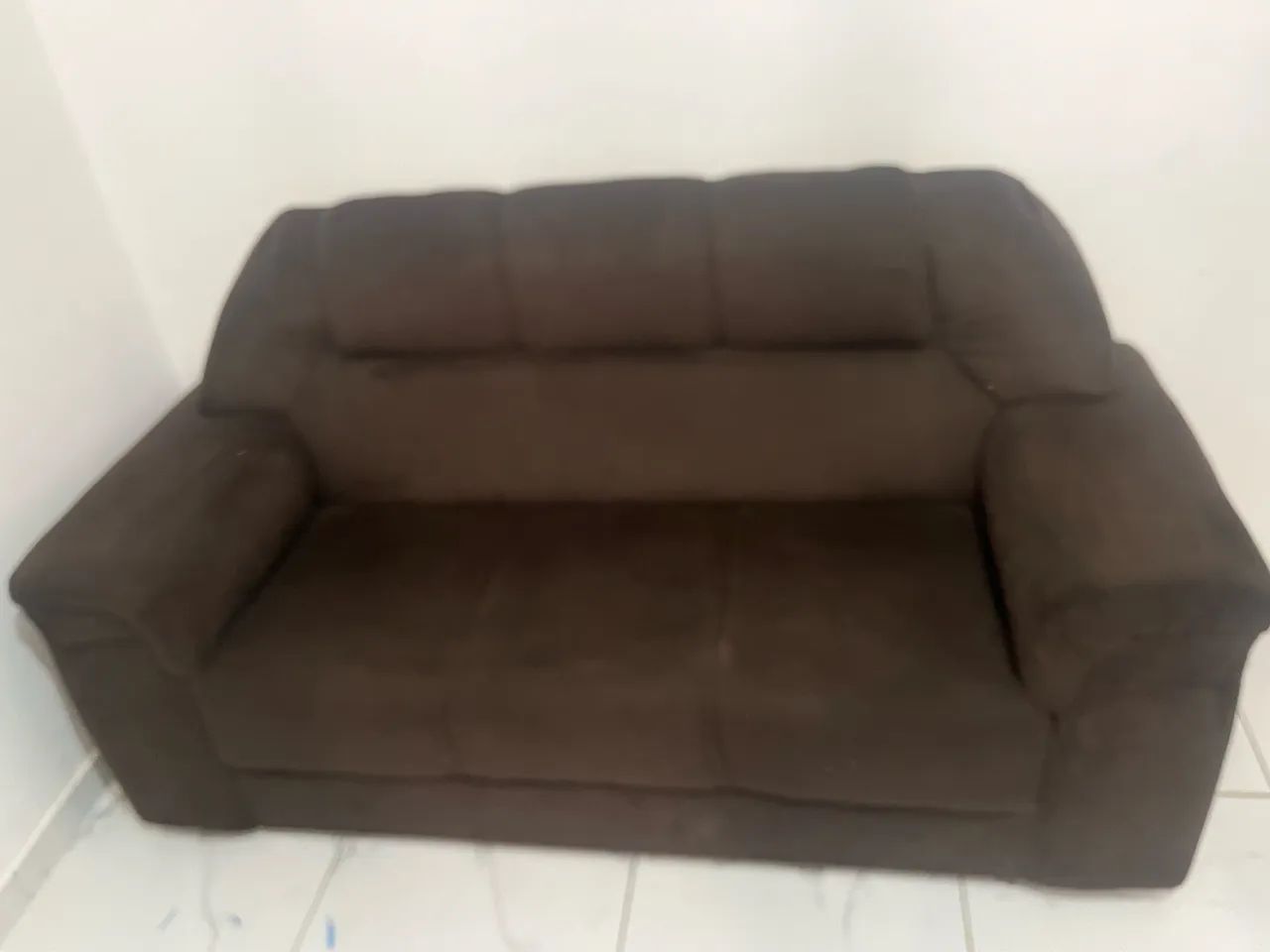 Sofás 2 e 3 lugares - Conjunto por R$ 300 - Foto 3