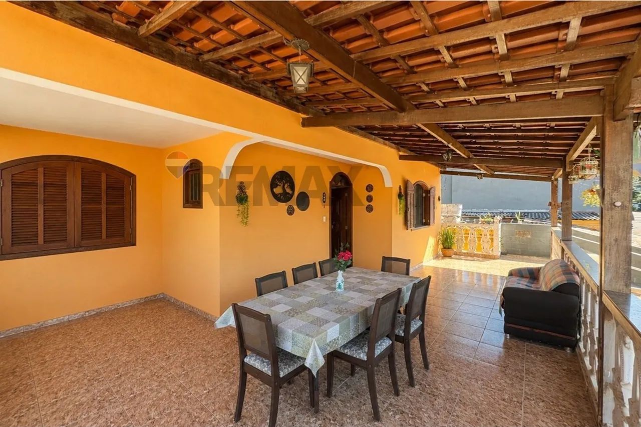 Casa à Venda no Bairro Nova Cintra