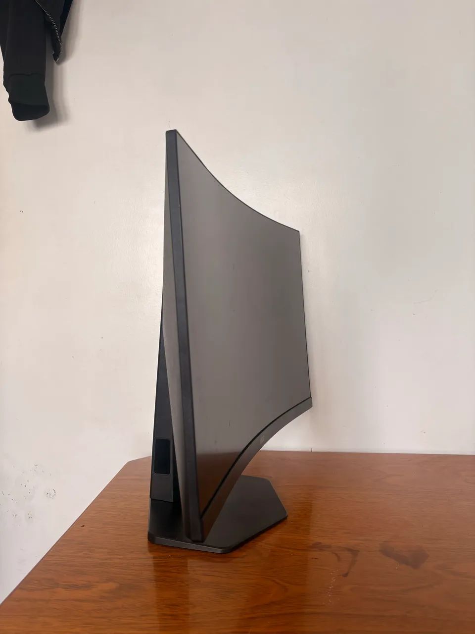 Monitor Aoc AGON 27 300hz 0.3ms - Foto 2