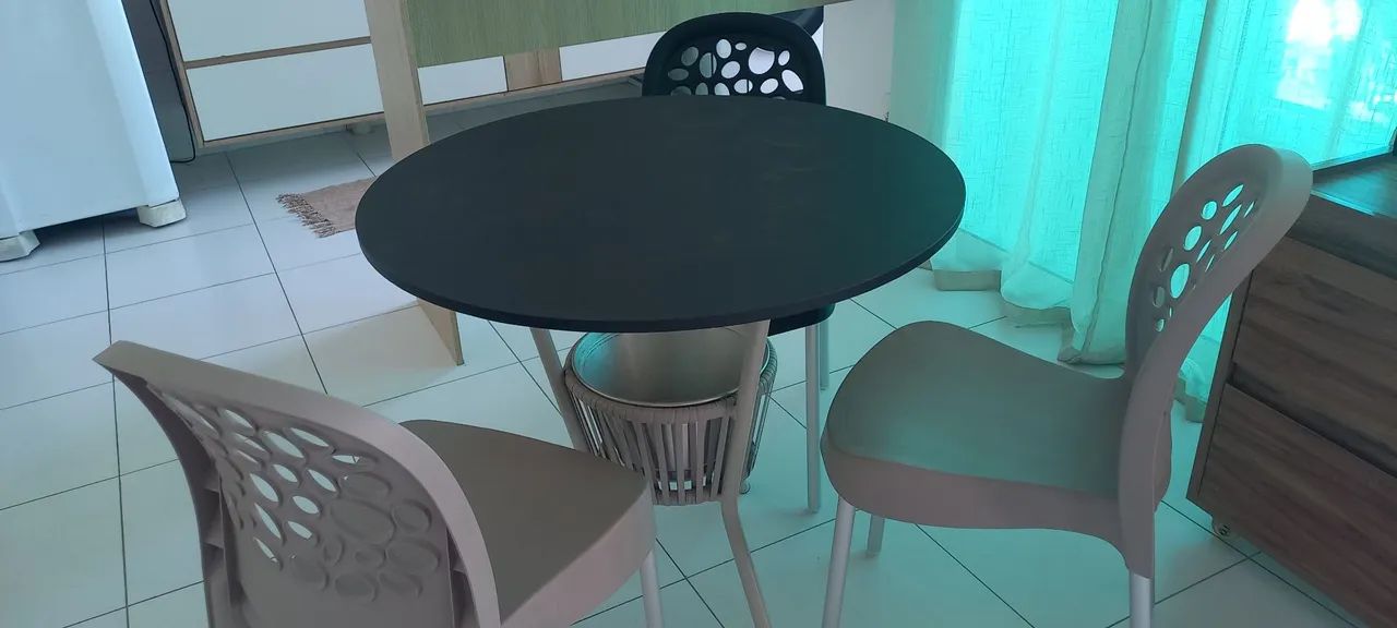 Conjunto mesa com cadeiras - Foto 3