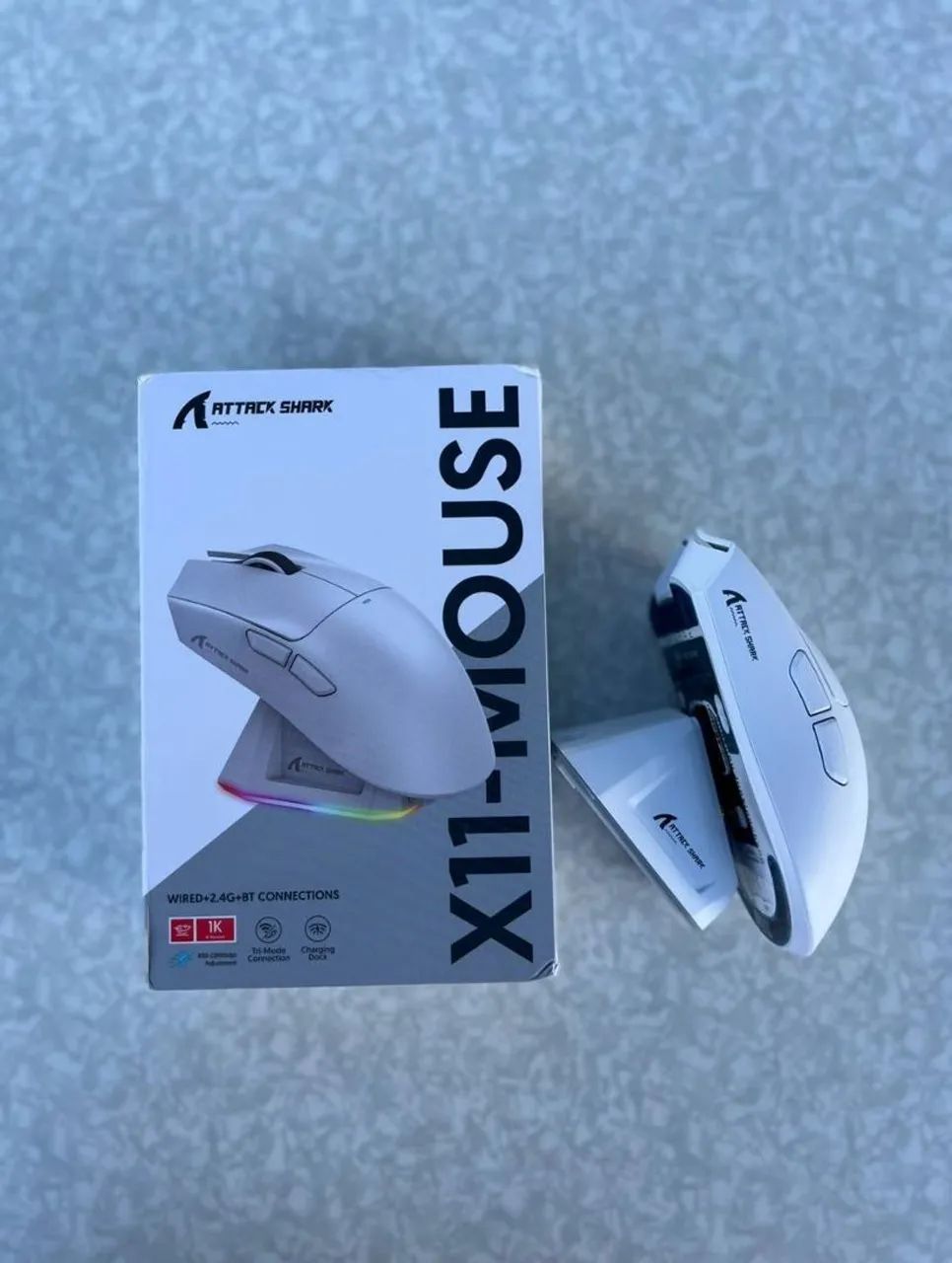 Mouse Gamer Attack Shark X11 Sem Fio com Dock RGB