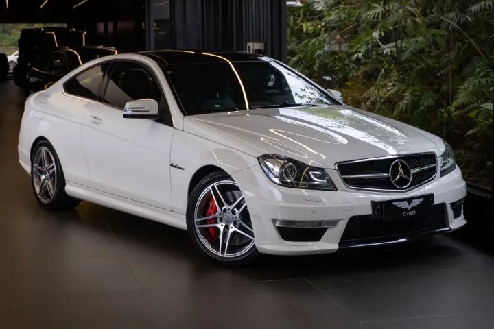 Mercedes-Benz C-63 Coupe AMG 6.2 V8 Aut. 2012
