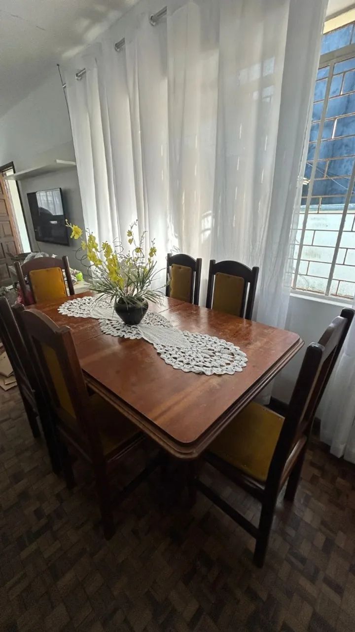 Jogo mesa de jantar com 8 cadeiras - Foto 3