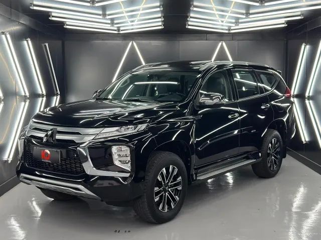 Mitsubishi Pajero 2024