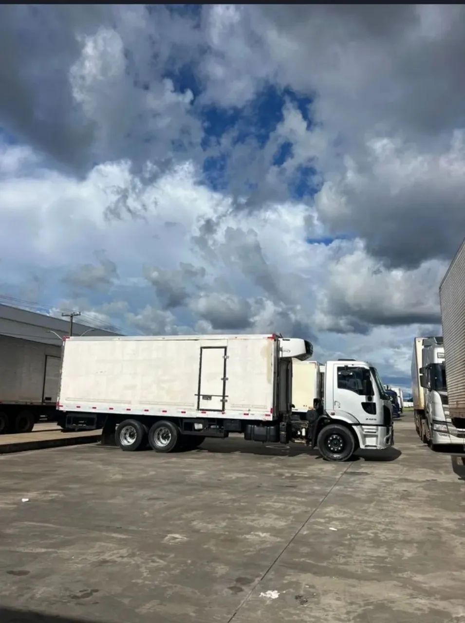 CAMINHÃO FORD CARGO  - Foto 3