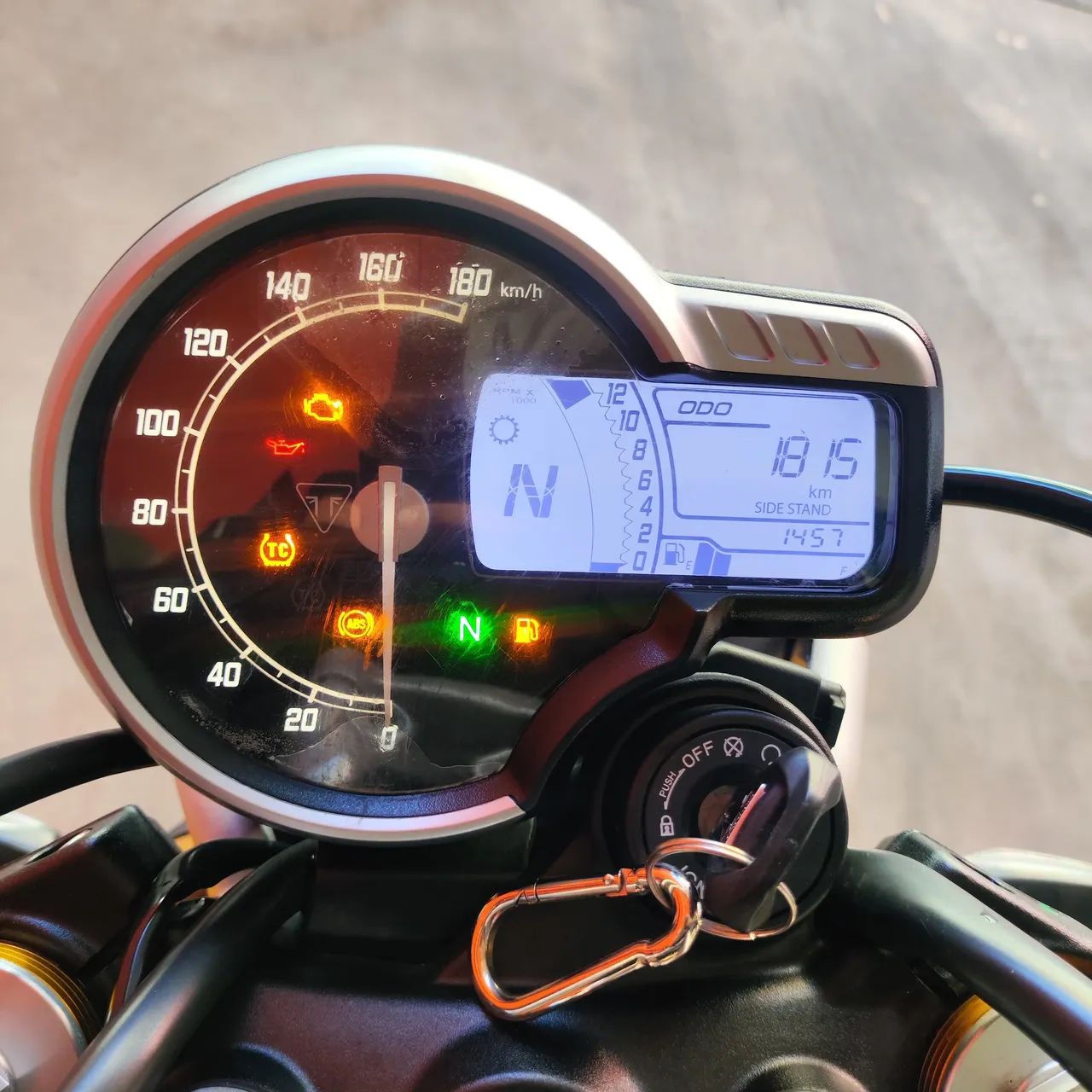 Triumph Scrambler 400 X - Foto 3
