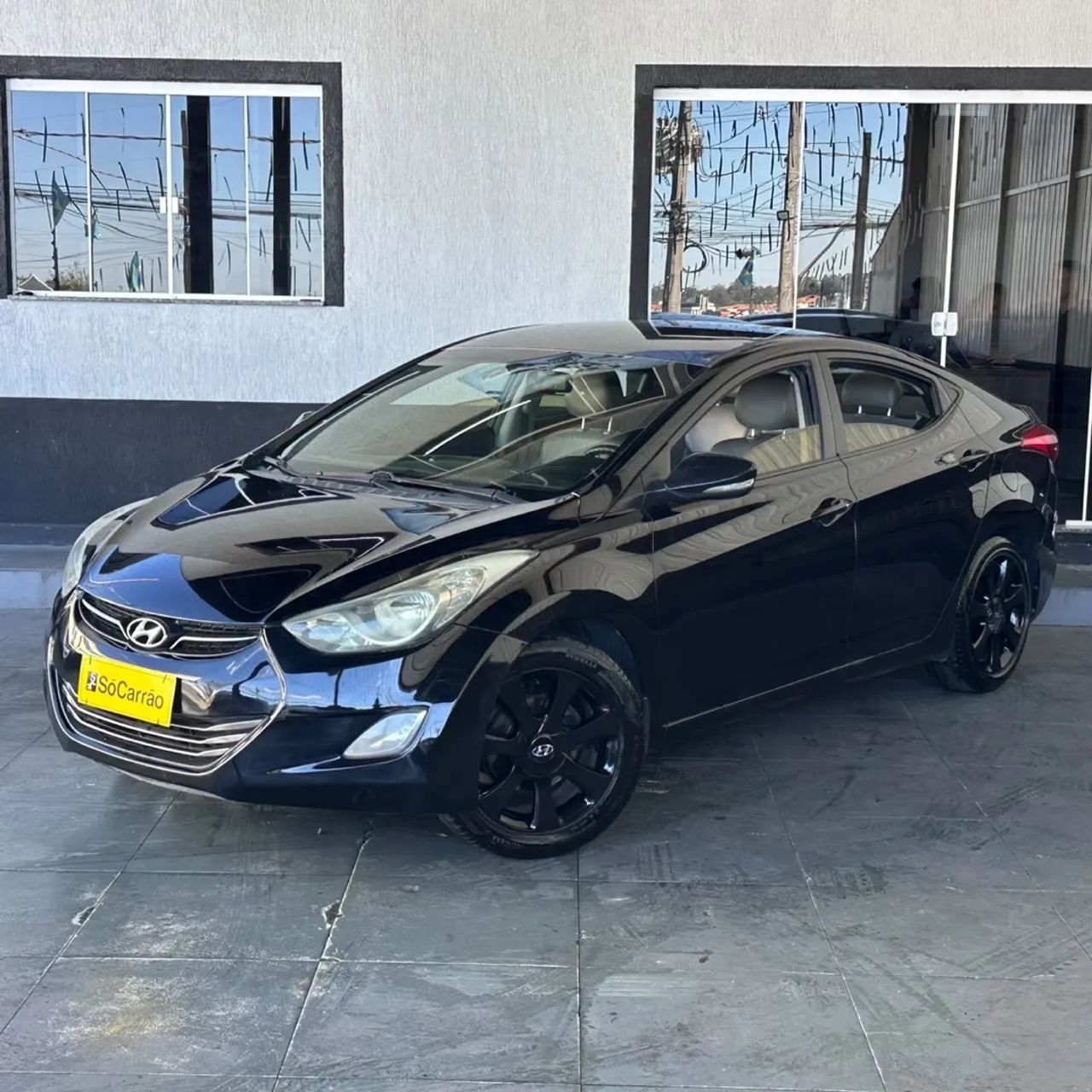 Hyundai Elantra GLS 1.8 16V 2012