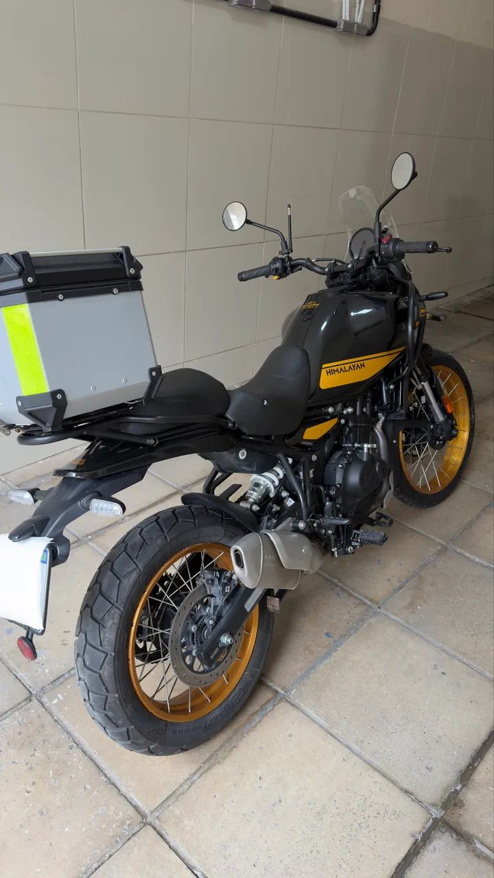 Himalayan 450 Nova com acessórios