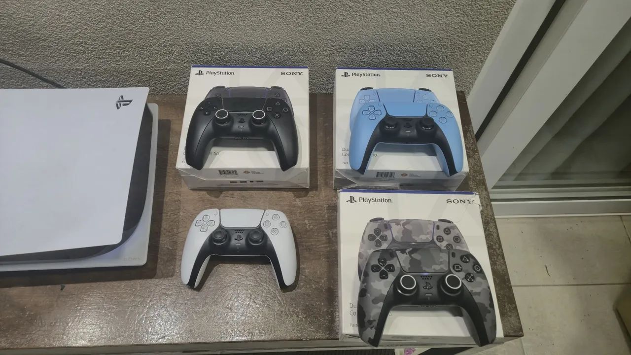 PlayStation 5 com 4 Controles - Foto 4