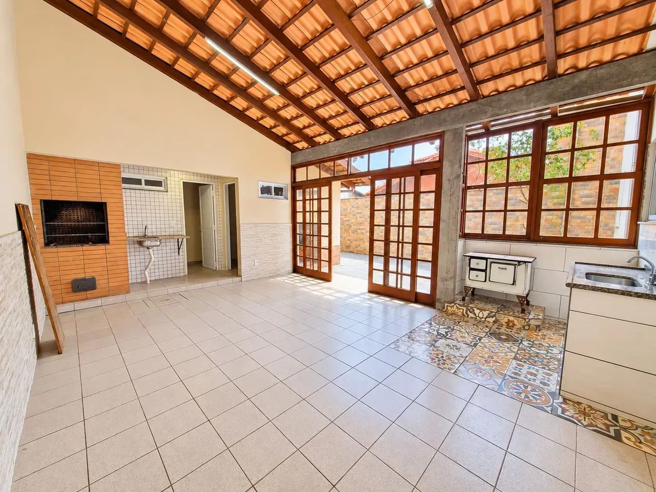 CASA COM 4 DORMITÓRIOS A 500 METROS DA PRAIA  RIO TAVARES, FLORIANÓPOLIS - Foto 5