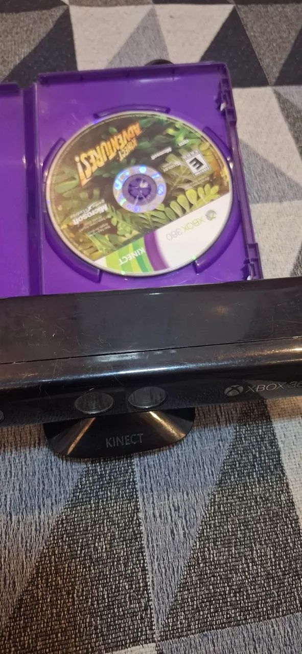 Kinect xbox 360+jogo brinde - Foto 2
