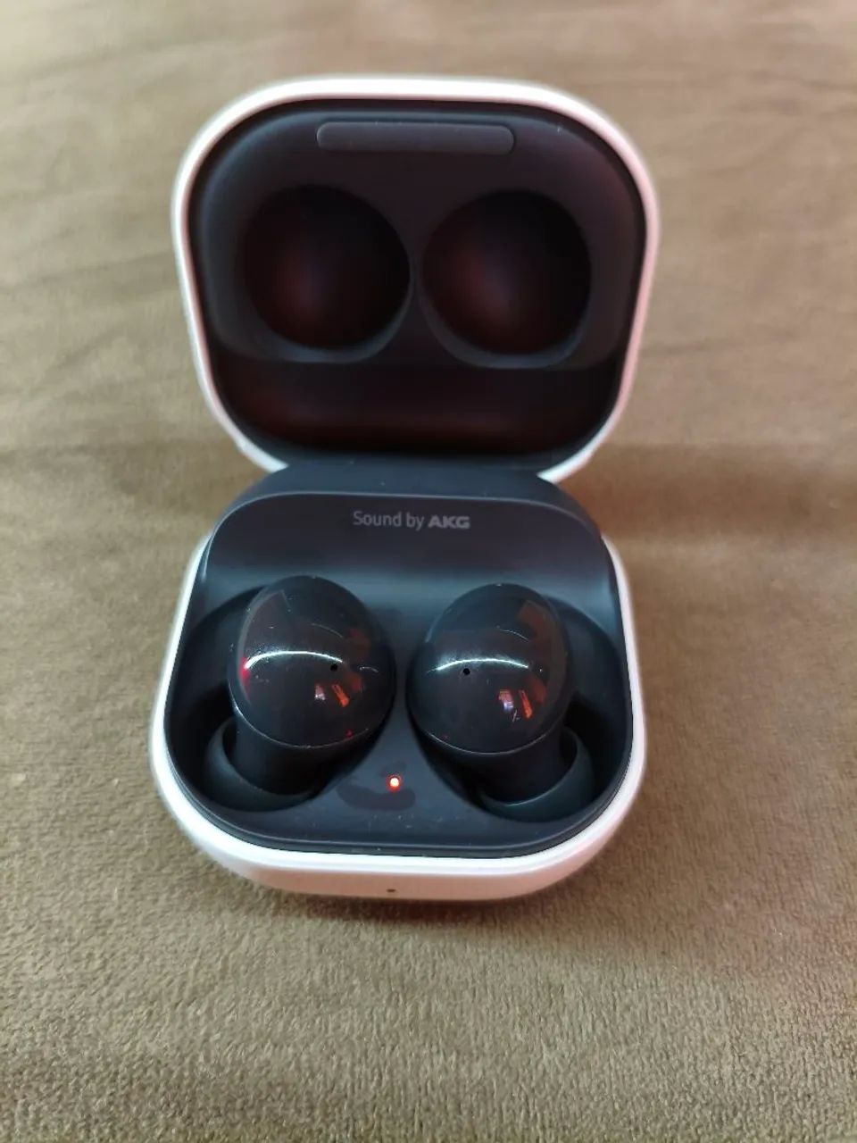 Galaxy buds 2 zerado  - Foto 3