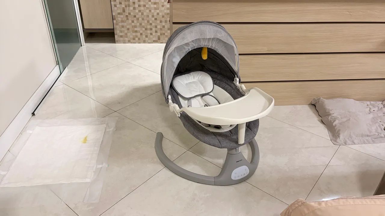 Cadeirinha de balanço elétrica para bebê 