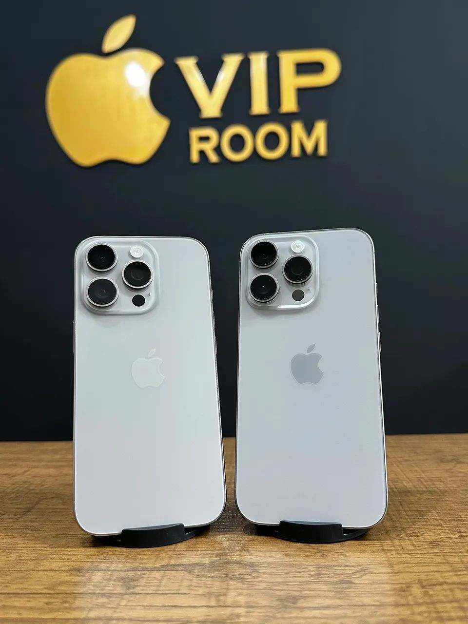 iPhone 16 Pro 256gb Natural Semi Novos Impecáveis 