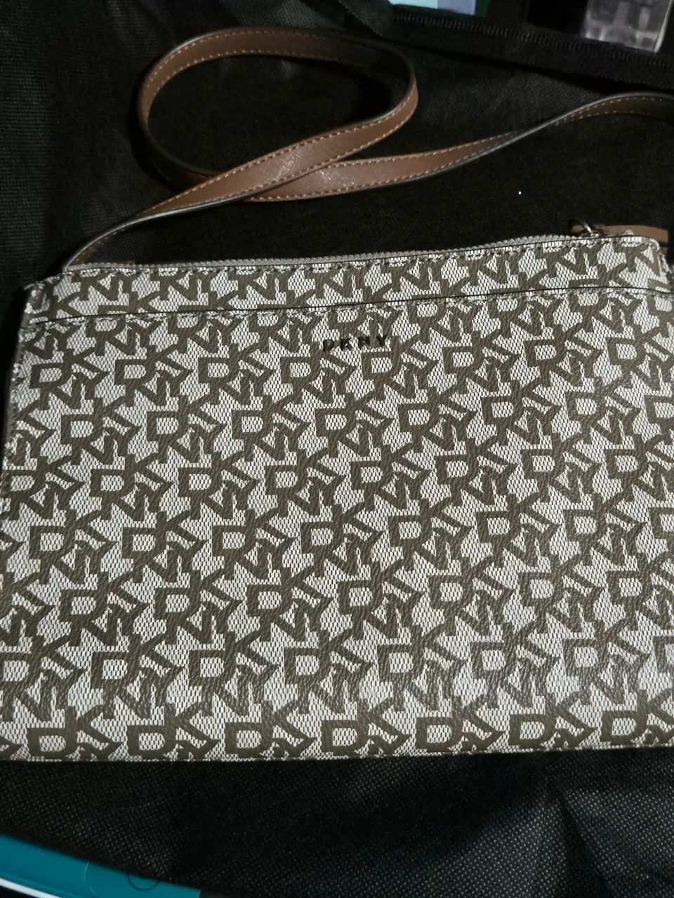 bolsa transversal da DKNY - Foto 2
