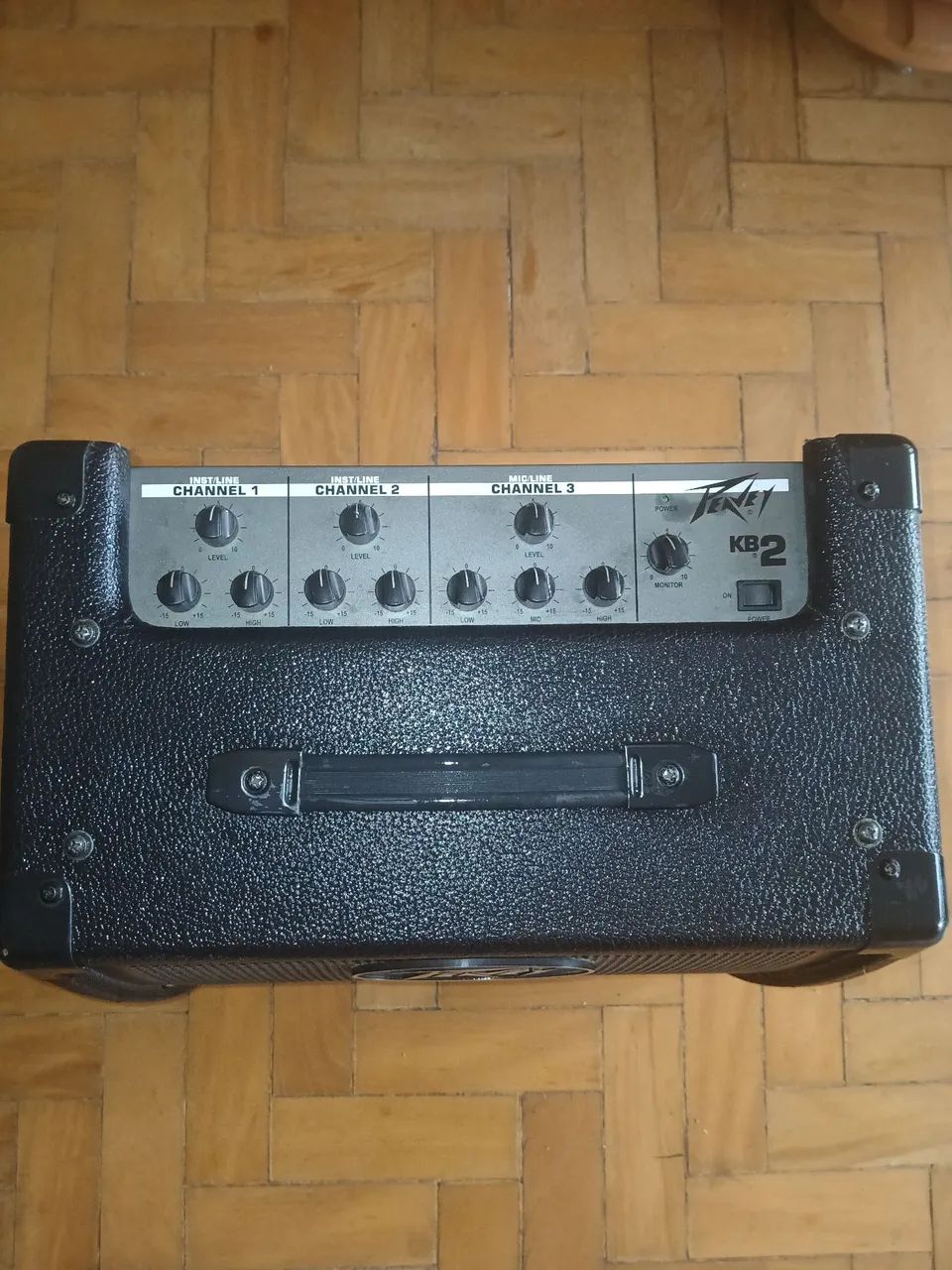 Amplificador Peavey KB 2 - Foto 5