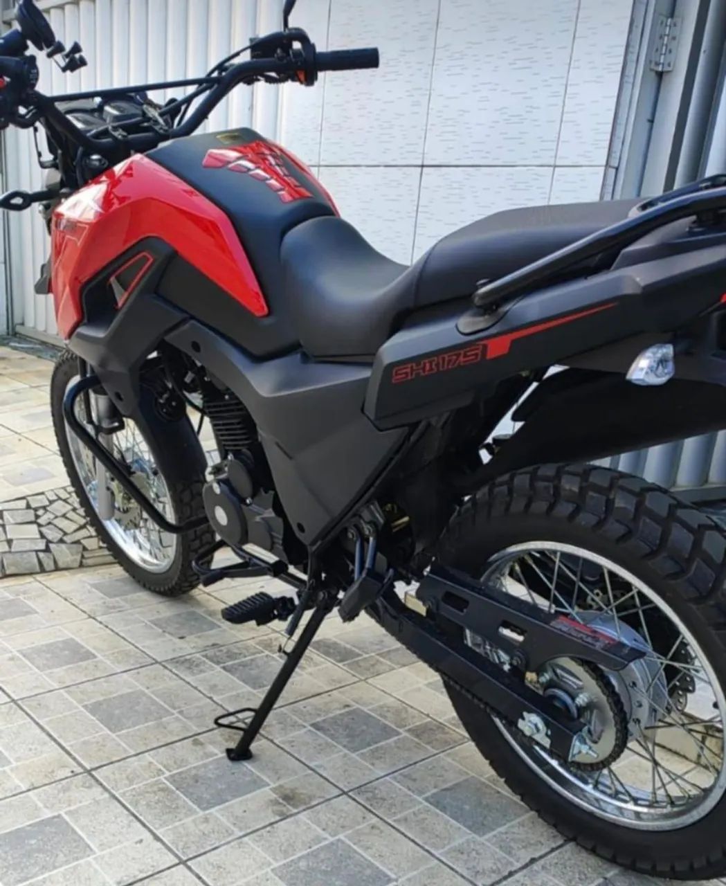 Moto Shi 175