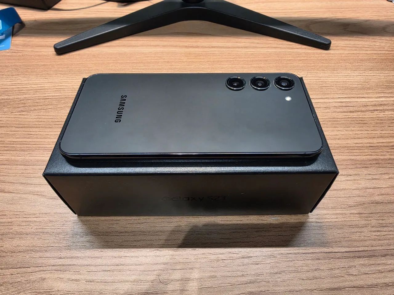 Samsung Galaxy S23 256gb Preto<br> - Foto 2