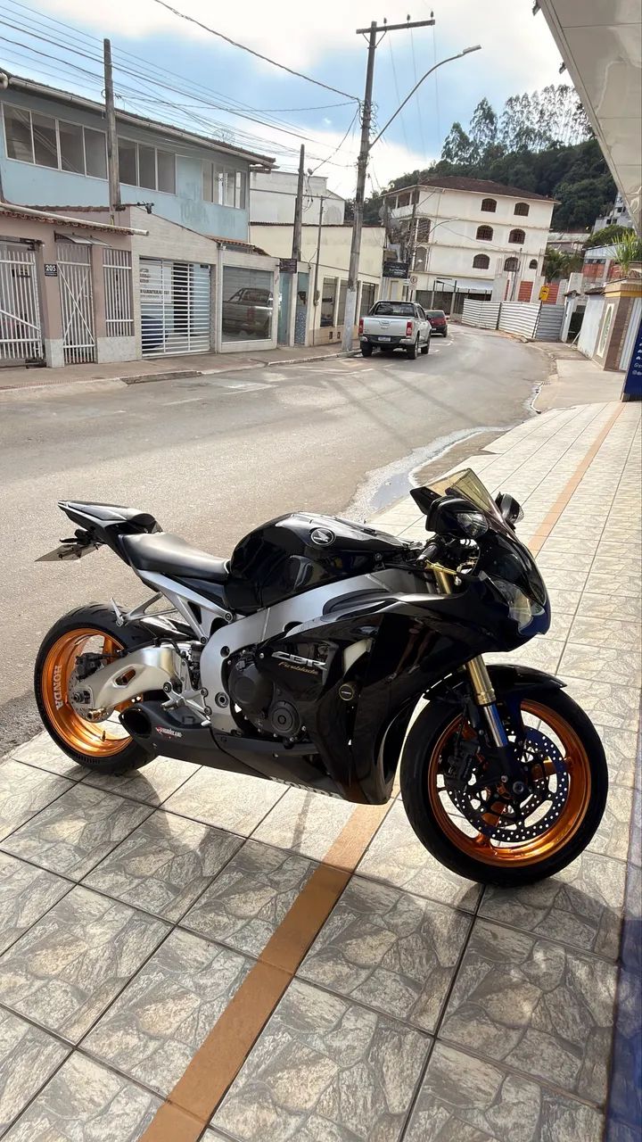 CBR 1000 rr fireblade  - Foto 5
