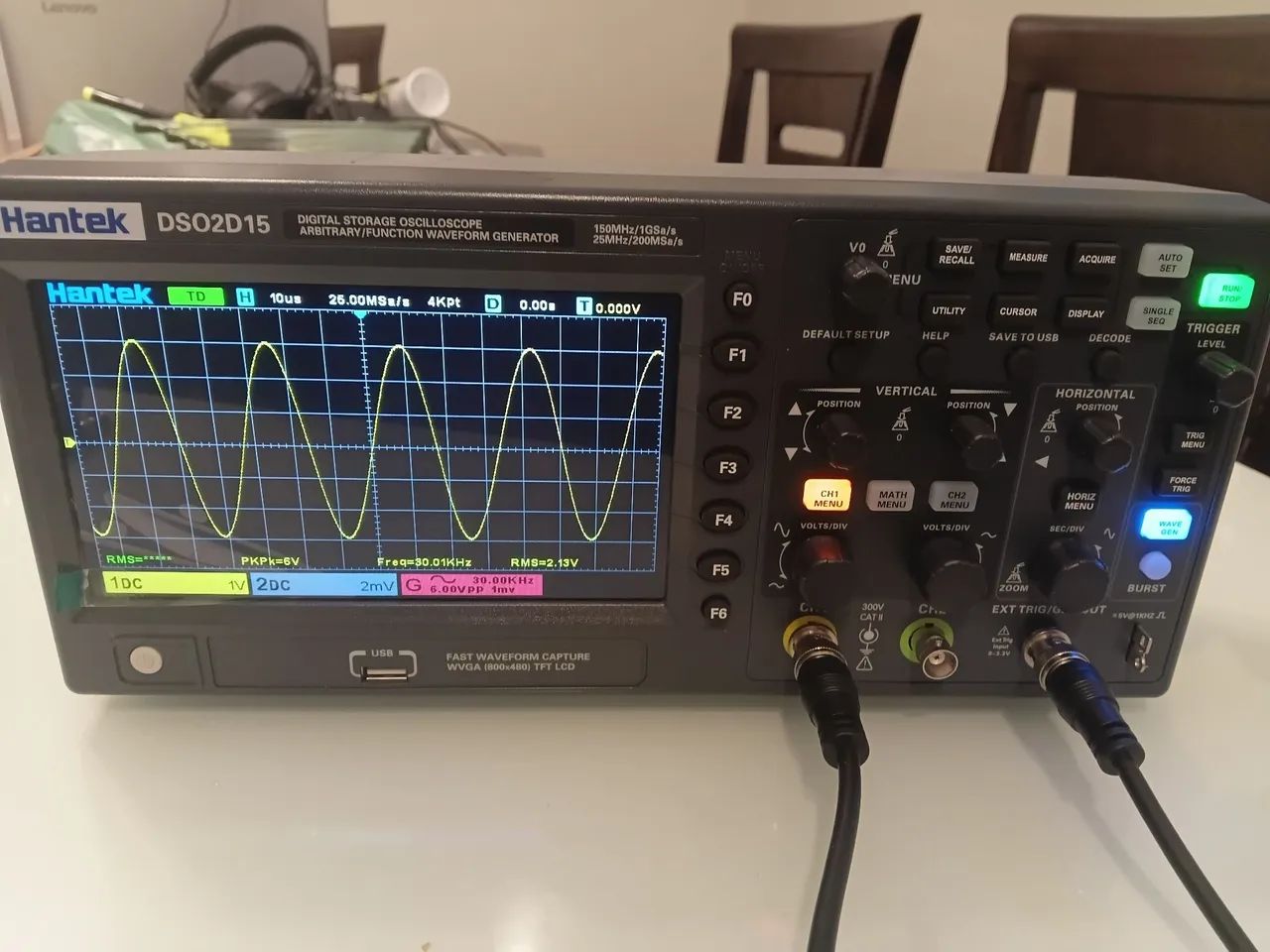 Osciloscópio Hantek DSO2D15 de 150 MHz novíssimo 
