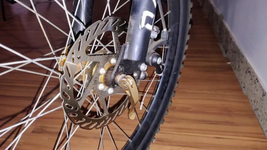 Bicicleta MTB aro 24 - Foto 5
