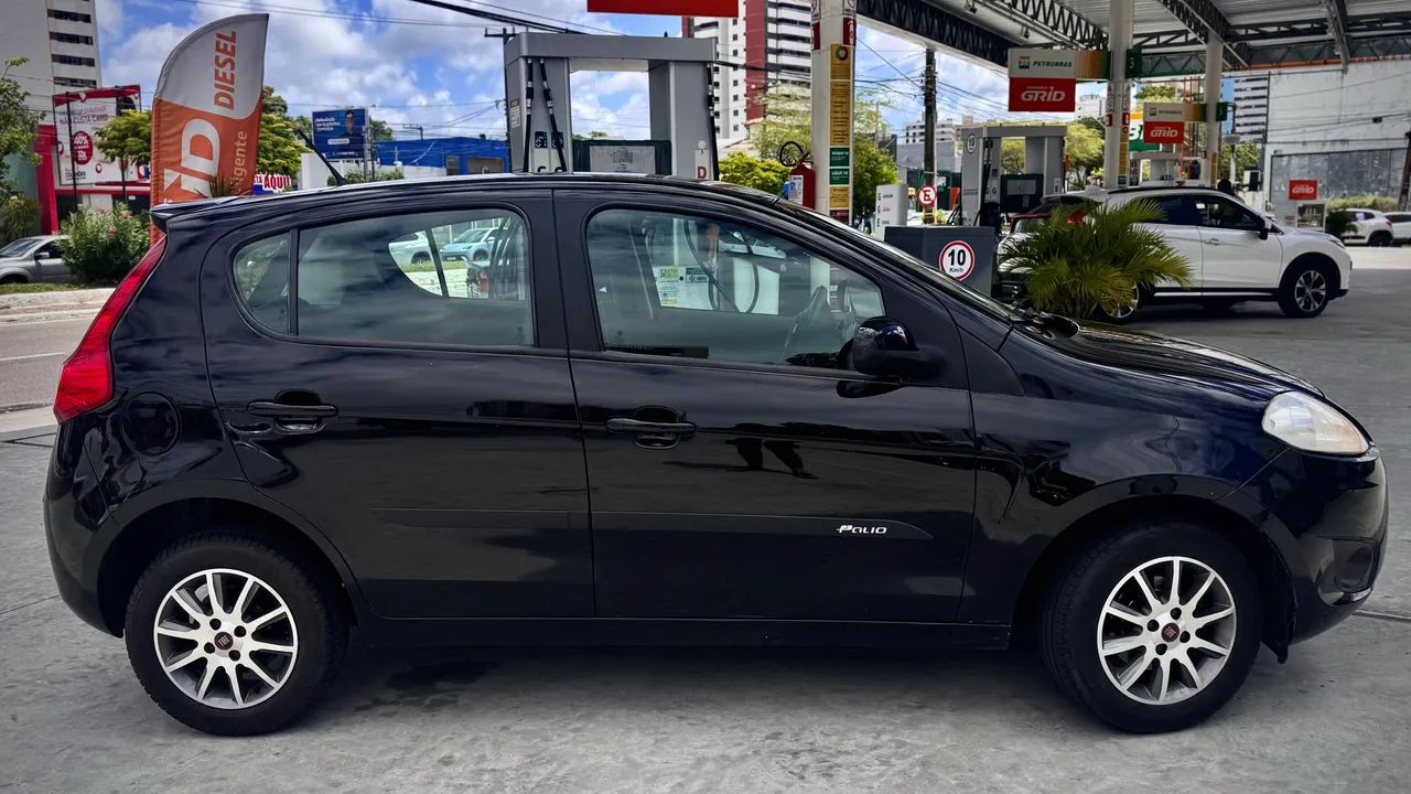 Fiat Palio Attractive 1.0 EVO Fire Flex 8V 5P 2015 - Foto 5
