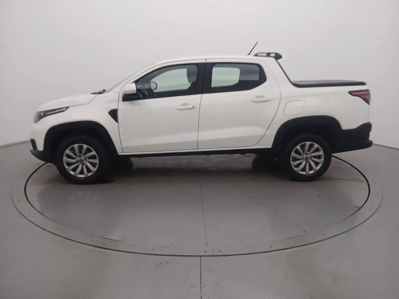 Fiat Strada Freedom 1.3 Flex 8V CS Plus 2024 - Foto 2