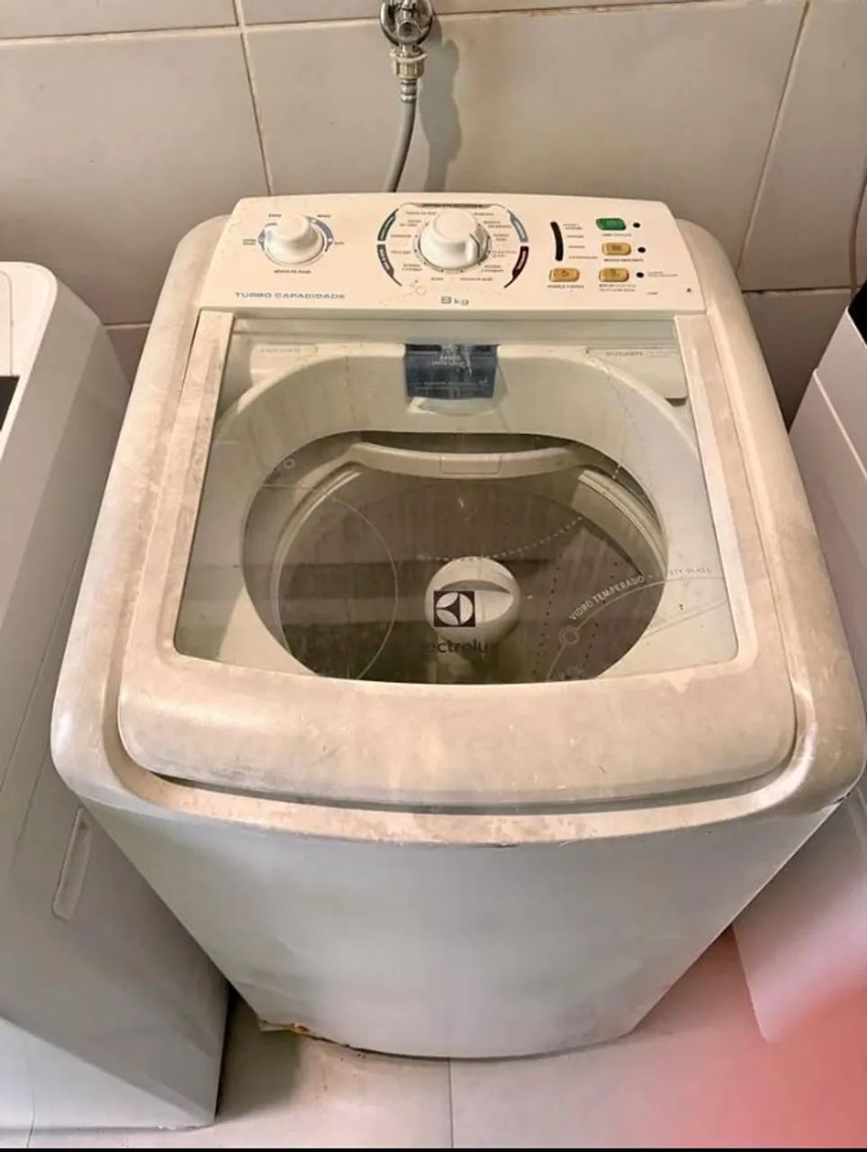 Máquina de lavar roupas 