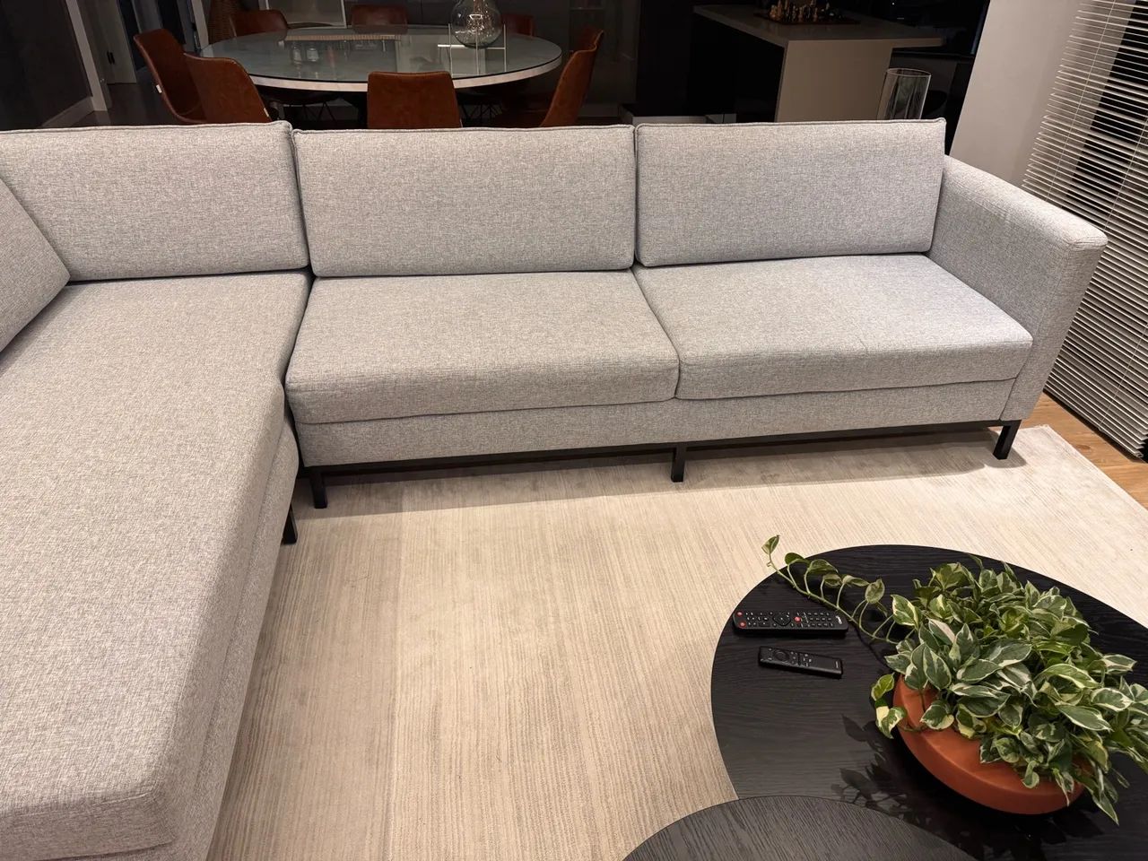 Sofá com Chaise - Foto 4