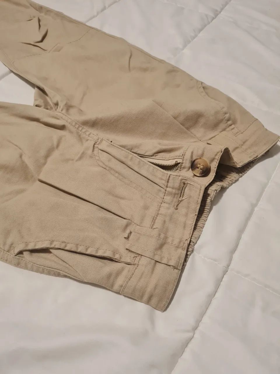 Vendo calça baggy cor caqui 34 - Foto 2