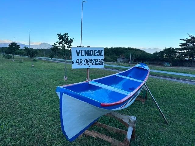 Canoa restaurada - Foto 4