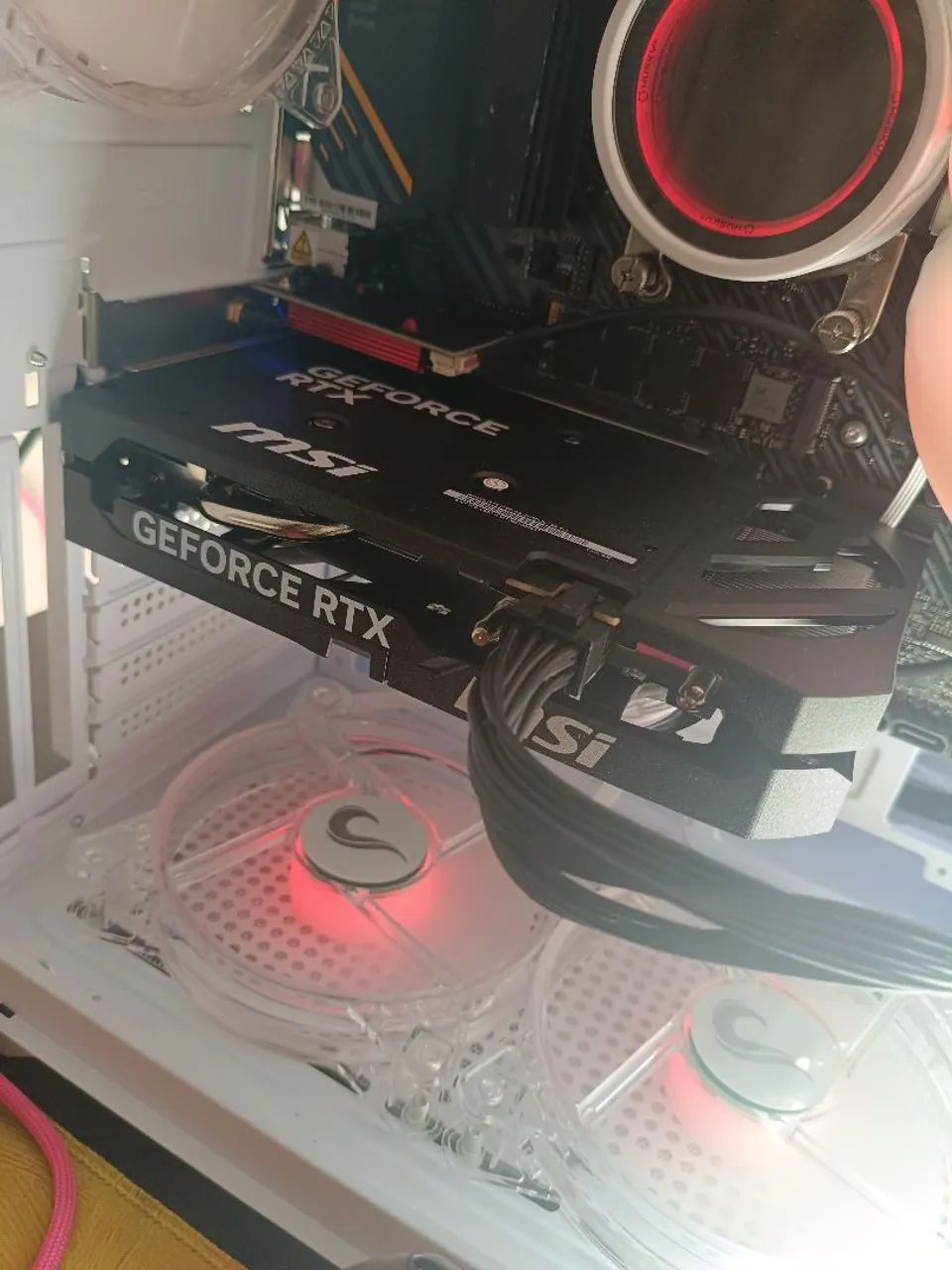 RTX 5060 MSI 8GB - Foto 3
