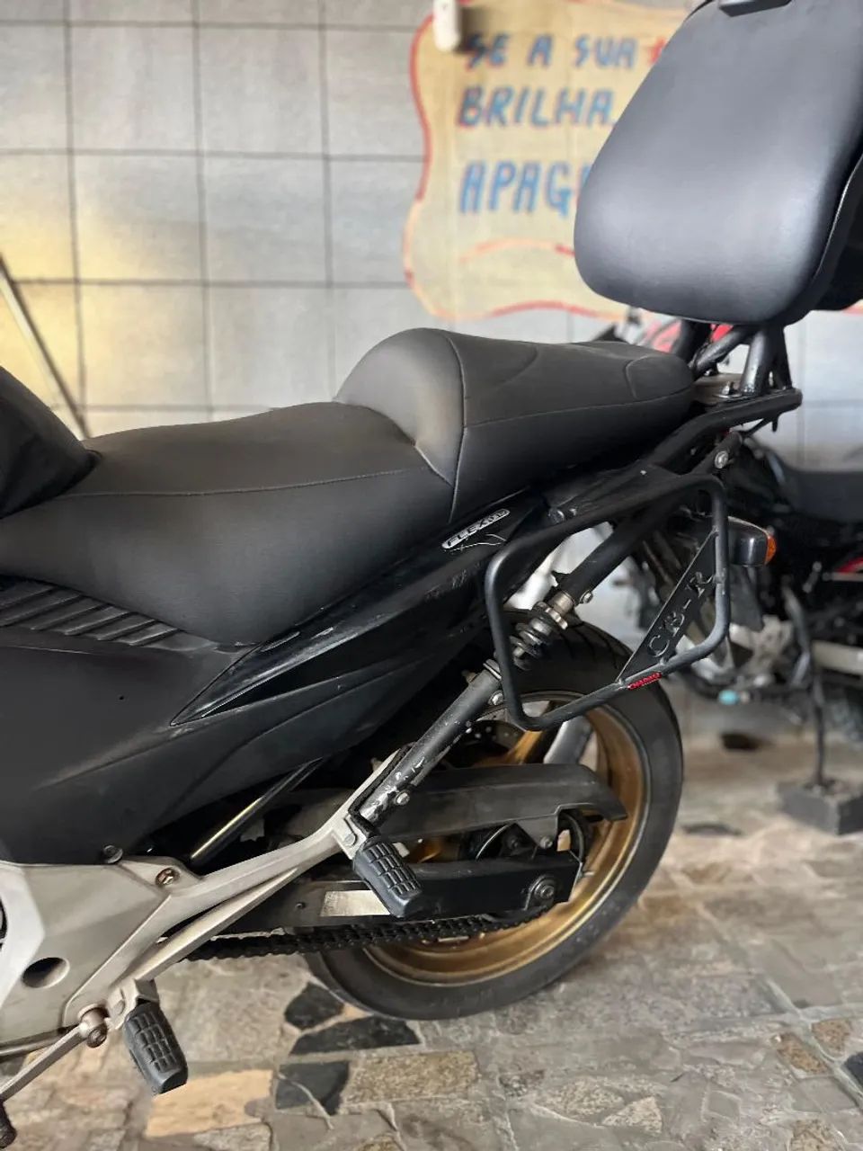 Cb 300 2015 - Foto 3