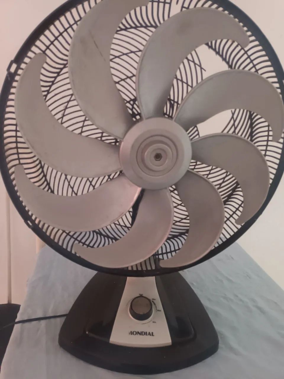 Ventilador Mondial Vender Logo