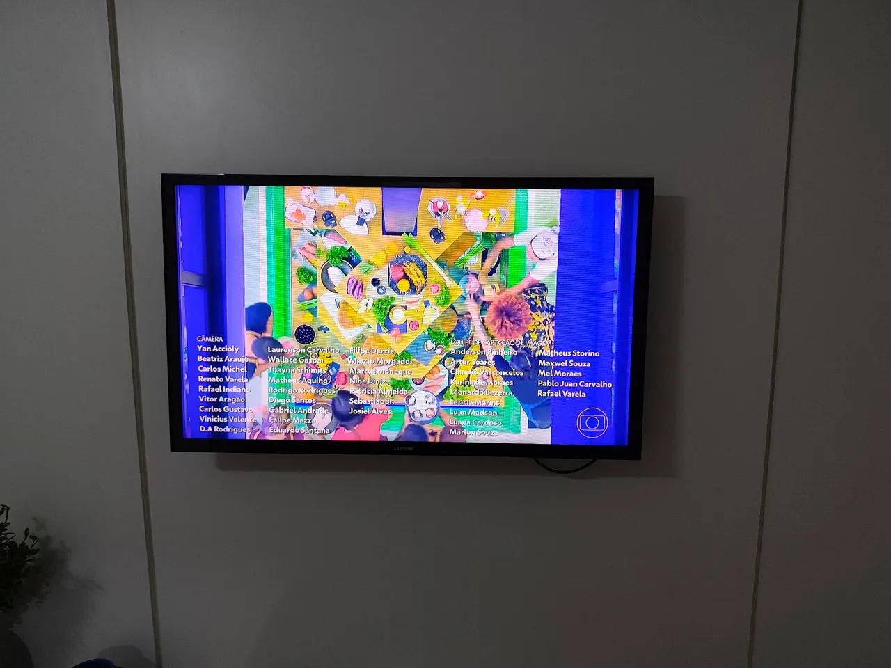 TV Samsung QHD 32 Polegadas